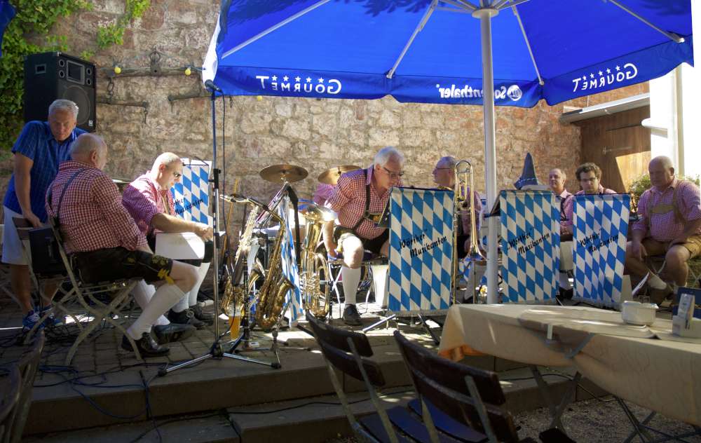 images/Biergarten/biergarten_musik_2.jpg#joomlaImage://local-images/Biergarten/biergarten_musik_2.jpg?width=1000&height=632